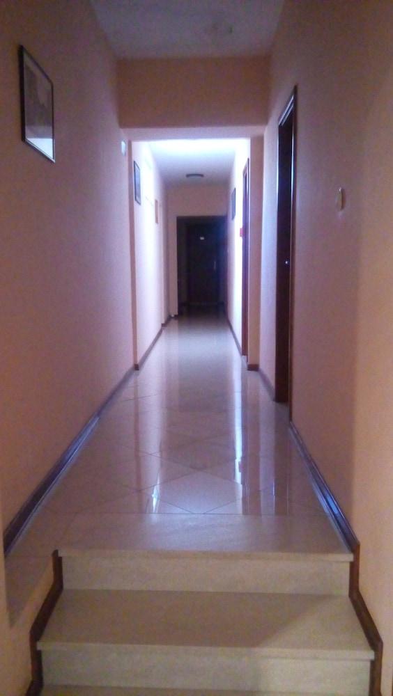 krevet i doručak Marjela 3*